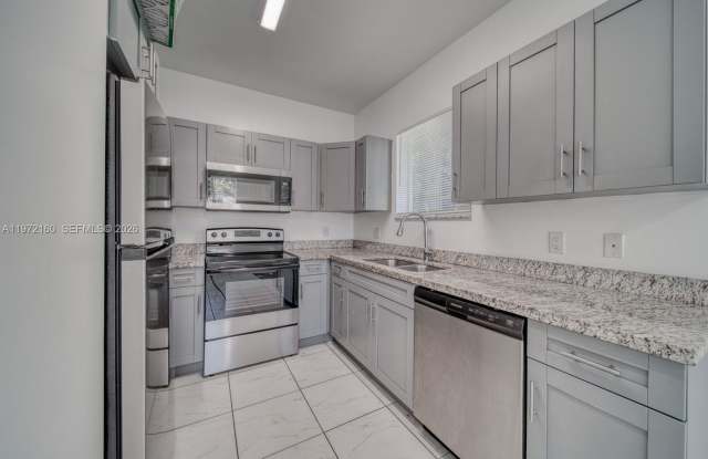 14710 NE 7th Court 14710, Miami, FL 33161 photos photos