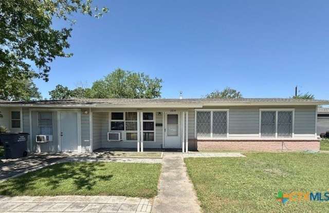 1804 E Poplar Avenue photos photos