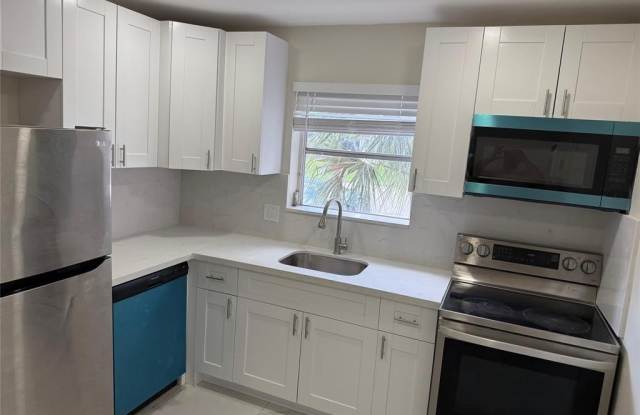 841 NW 39th St photos photos