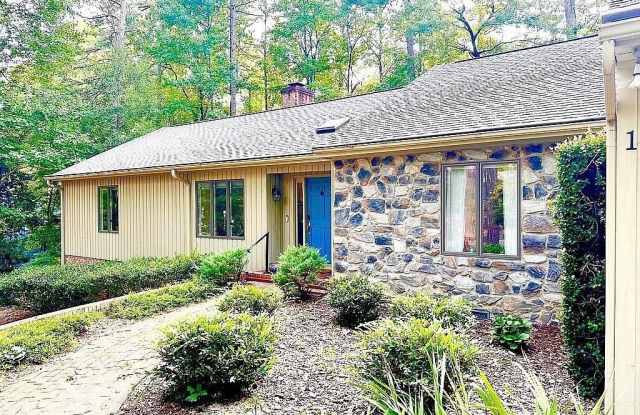 1907 Wedgewood Drive photos photos