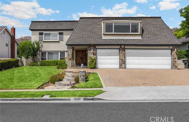 1025 Woodcrest Avenue photos photos