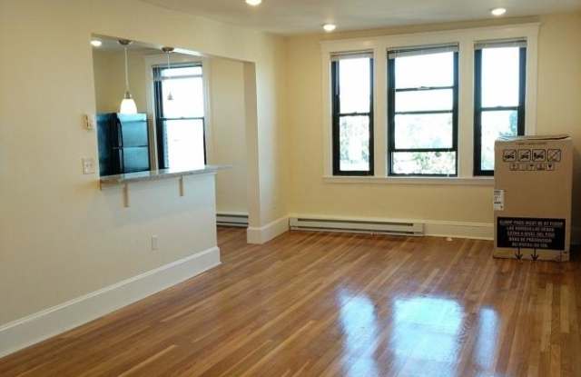 374 Broadway Gallery 2