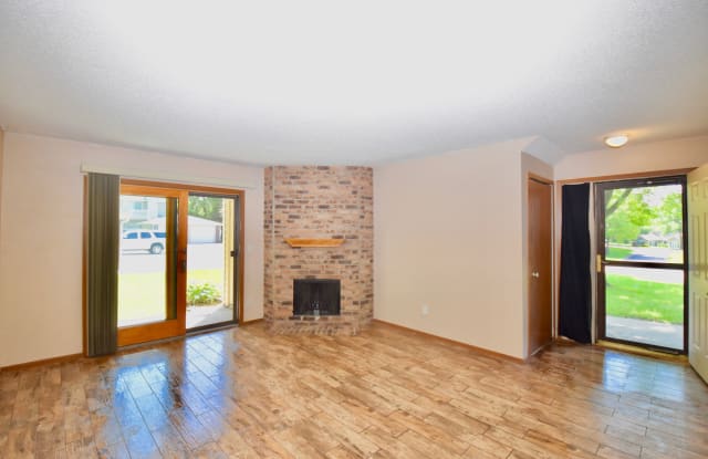 1016 E Travelers Trl - 1016 East Travelers Trail, Burnsville, MN 55337