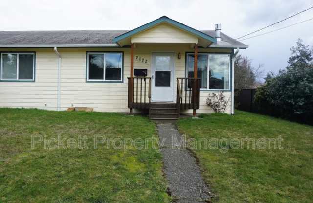 2822 Walnut Ct - 2822 Walnut Court, Bremerton, WA 98310