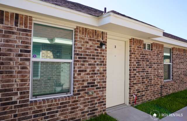 2802 Primrose Avenue - 3 photos photos