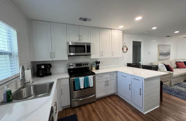 4104 GARDEN Avenue Gallery 1