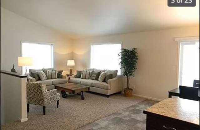 3 Bed 3 Bath Twin Home Gallery 4