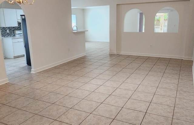 3133 Cauthen Creek Drive Gallery 2