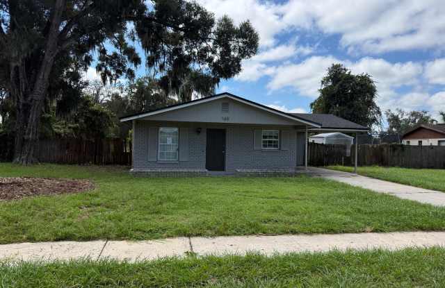 3 Bed Home for Rent! Gallery 1