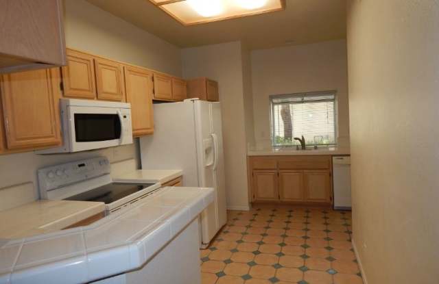 5792 Oak Bend Ln Gallery 3