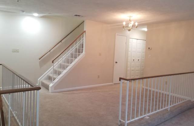 4761 River Valley Way Gallery 4