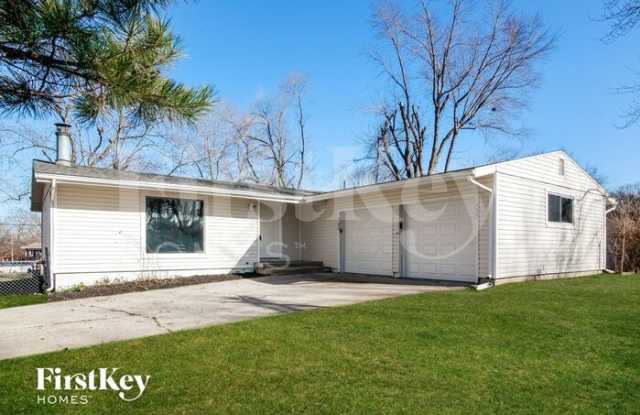 703 Hamblen Road - 703 Hamblen Road, Greenwood, MO 64034