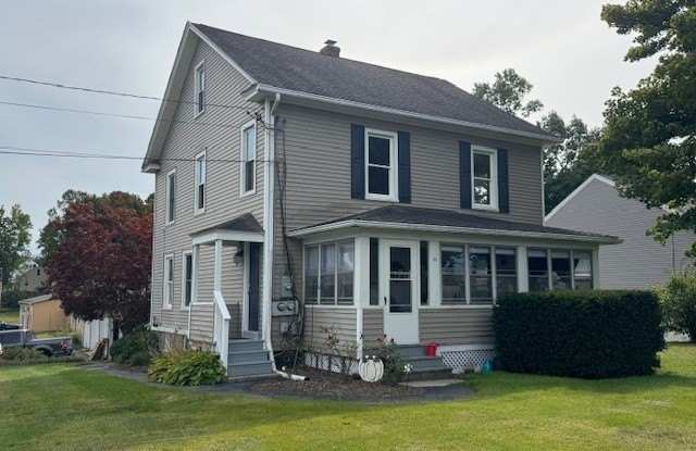55 E Robbins Avenue Gallery 1