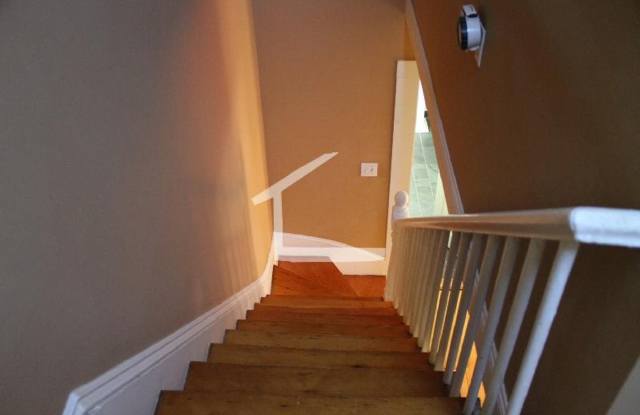 Charming 3 Bedroom photos photos