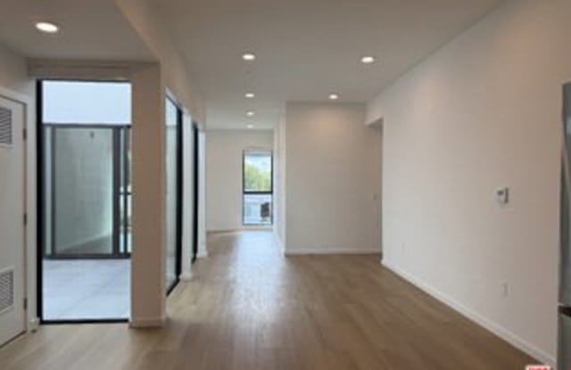 5119 Colfax Avenue Gallery 4