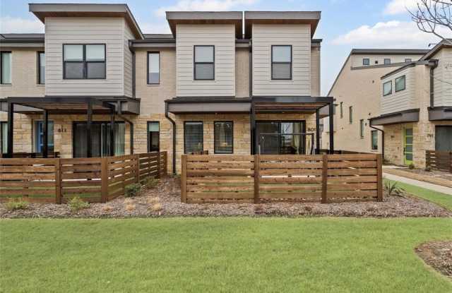 801 Cavitt Court photos photos