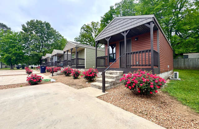 1 Bedroom/1 Bathroom Tiny Home in Batesville photos photos