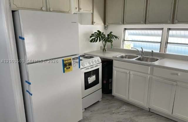 2939 Banyan Ln Gallery 2