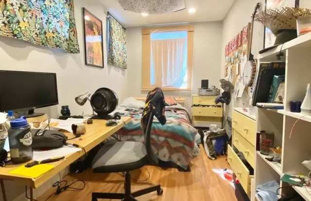 Charming 5 Bedroom-No Broker Fee photos photos Charming 5 Bedroom-No Broker Fee photos photos