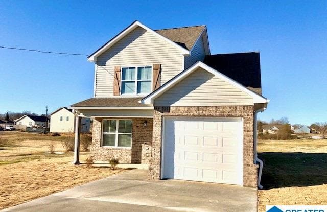 916 6TH STREET - 916 6th Street, Pleasant Grove, AL 35127