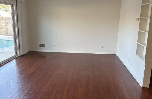 8420 Casaba Ave photos photos