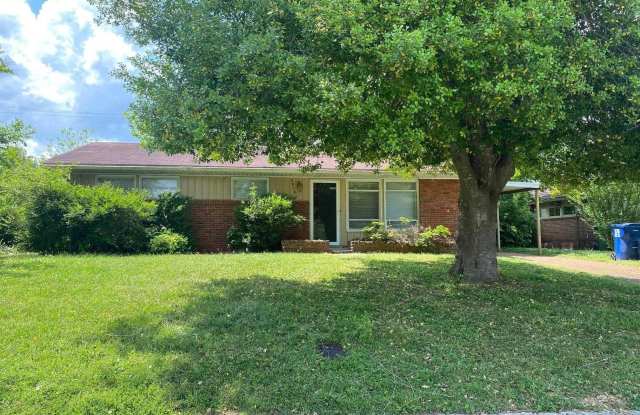 2816 Hillsboro Road SW photos photos