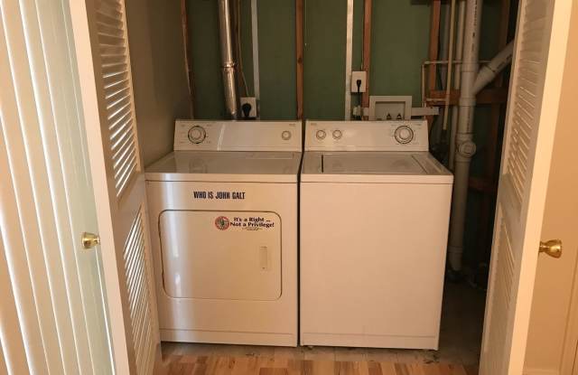 8609 DIVER COURT Gallery 4
