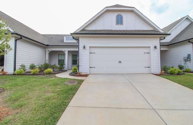 Lovely townhome between Athens and Madison! photos photos