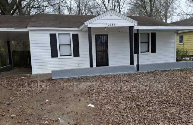 2135 Clifton Ave photos photos