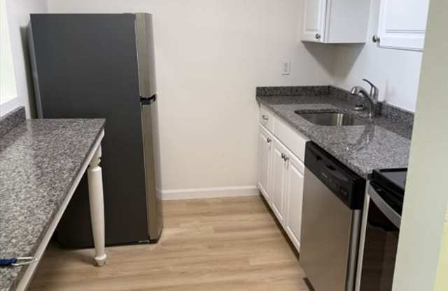 707 Bedford St - 707 Bedford Street, Abington, MA 02351