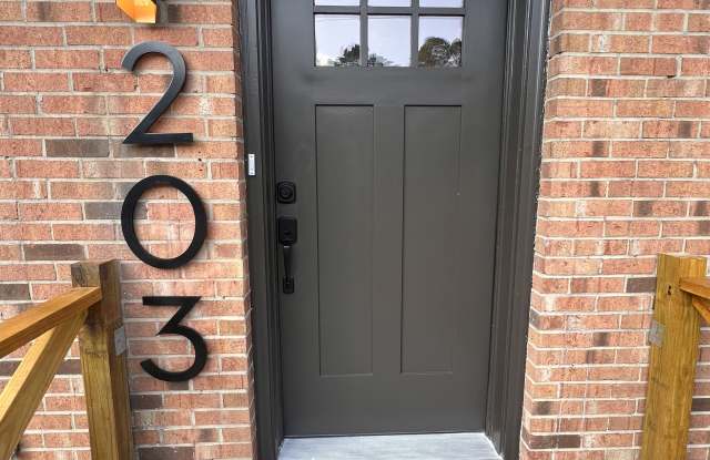 203 Apache Dr photos photos