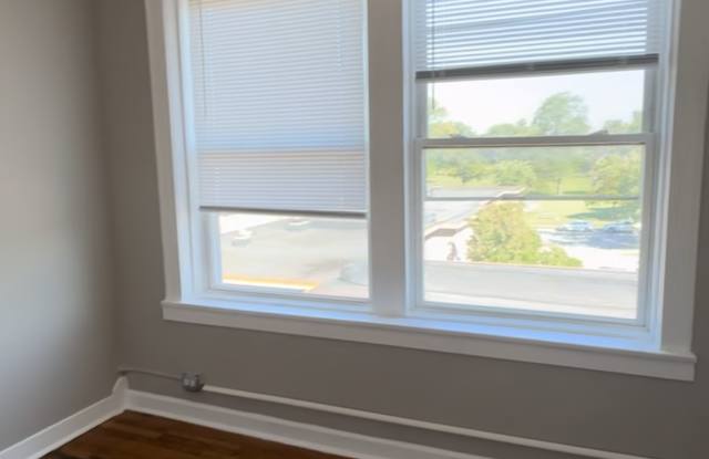 5945 Hyslop Pl Gallery 4