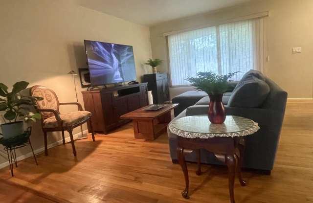 2642 Bernice Ave photos photos