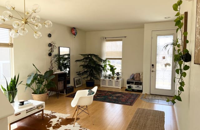 844 Saddlebrook Lane - 844 Saddlebrook Lane, Fort Collins, CO 80525