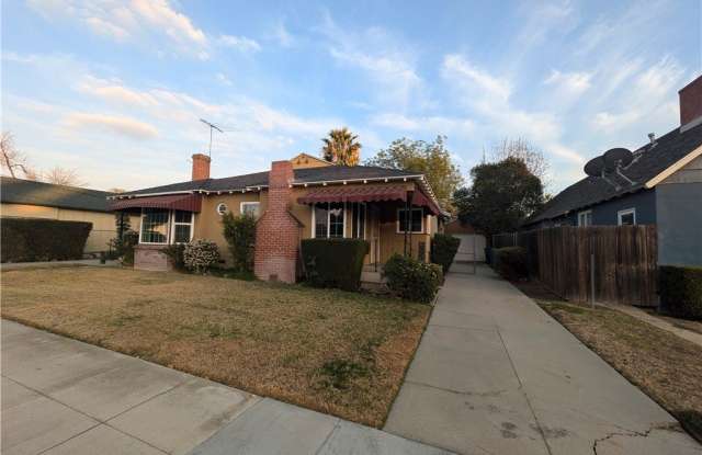 3326 Locust photos photos