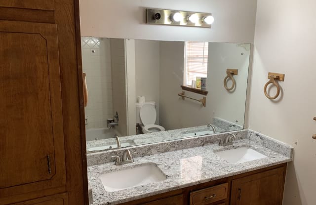 1401 Medina Dr - 1401 Medina Drive, College Station, TX 77840