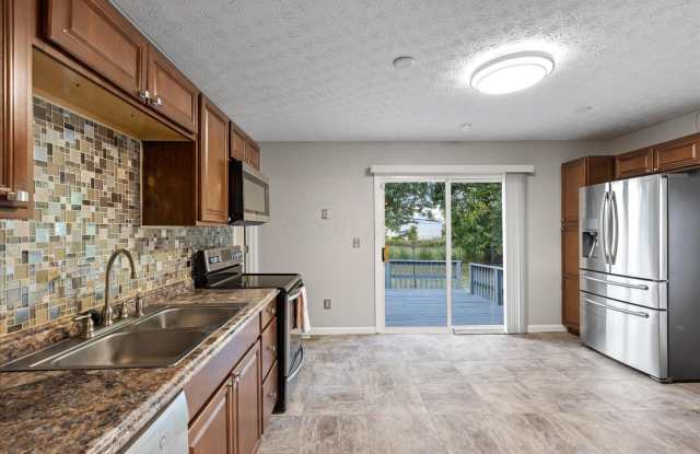 2750 Arbury Court photos photos
