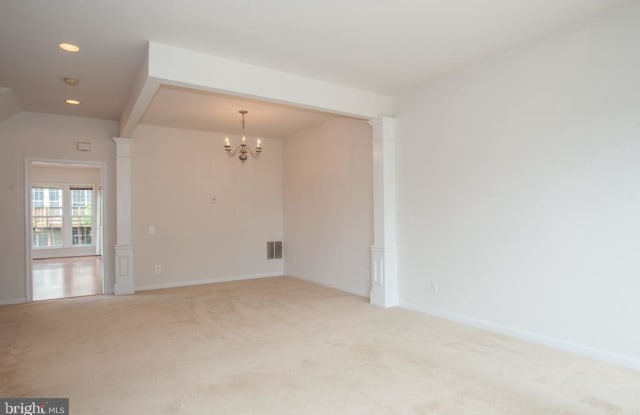 8869 CHEROKEE ROSE WAY Gallery 3