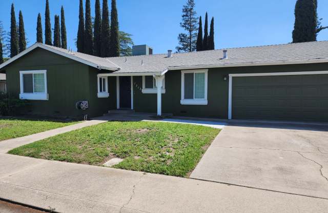 3 Bedroom 2 Bathroom with Pool Near Davis High School photos photos