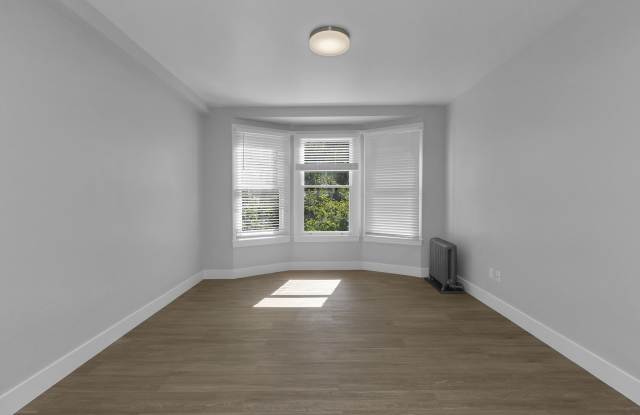 1130 LARKIN Apartments photos photos