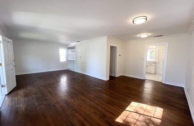5930 Hesperia Avenue Gallery 4