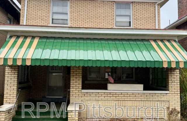 1011 2nd St - 1011 2nd Street, McKees Rocks, PA 15136