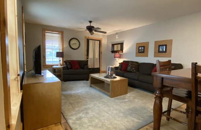 1138 Memorial Avenue photos photos