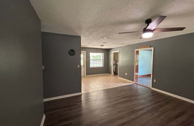 3-Bedroom Home in Williston Gallery 4