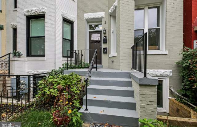 13 R Street NE Gallery 2