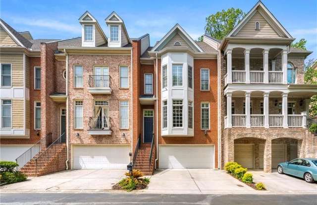 1446 Wembley Court NE photos photos