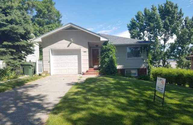 1213 Custer Ave photos photos