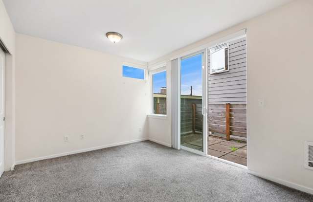 21st Ave Townhomes Gallery 4