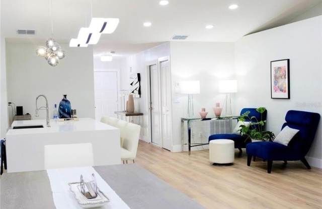 3931 SHORESIDE Circle Gallery 4