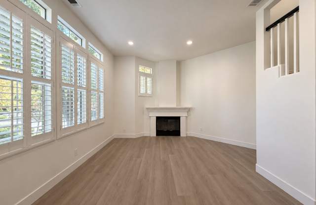 Remodeled 3-bedroom townhome in Fremont – Gated community! Gallery 4